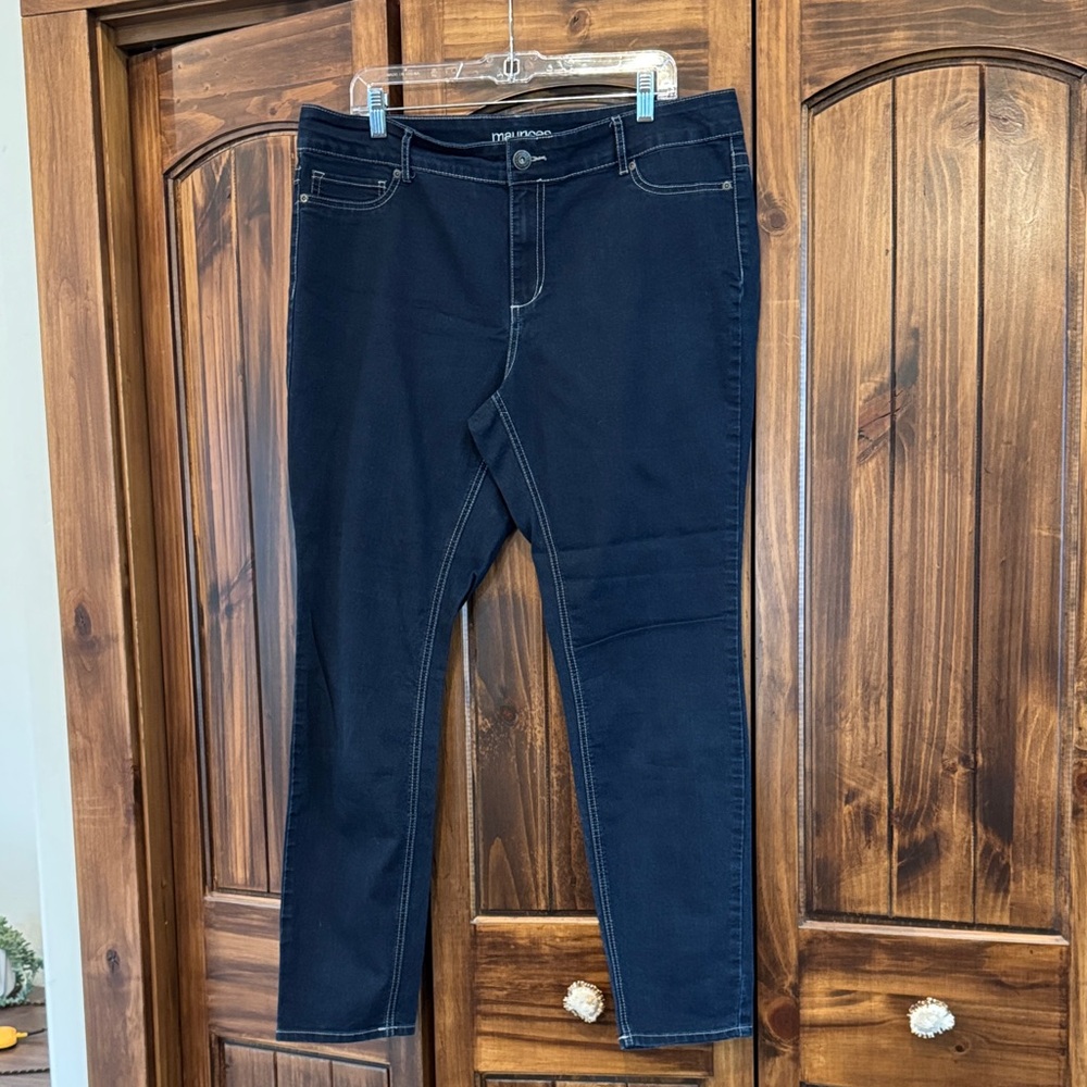 Maurices Navy Skinny Jeans Size 18